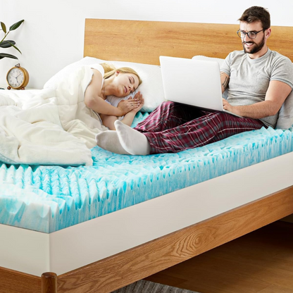 Luxueuze verkoelende golfvormige schuimtopper voor superieur comfort