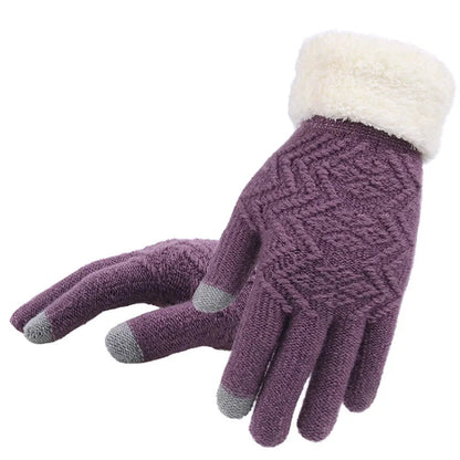 Knitted gloves with plush lining and touchscreen compatibility