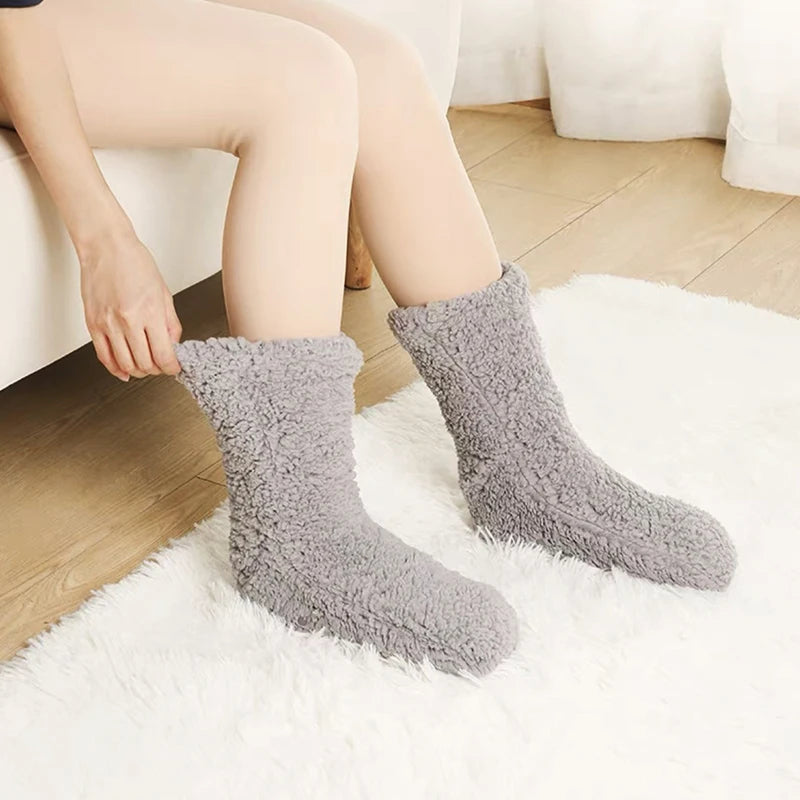 Cozy winter plush socks for indoors – ultra-soft warmth for cold days