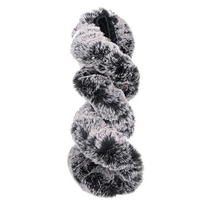 Knusse pluche winterse stuurhoes voor een warme, comfortabele rit