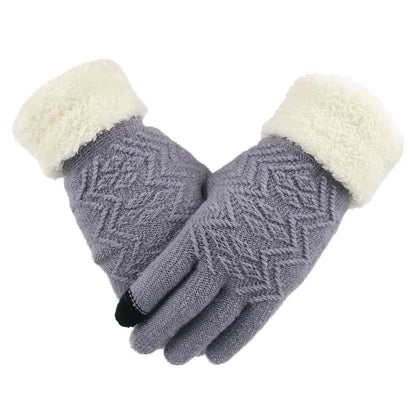 Knitted gloves with plush lining and touchscreen compatibility