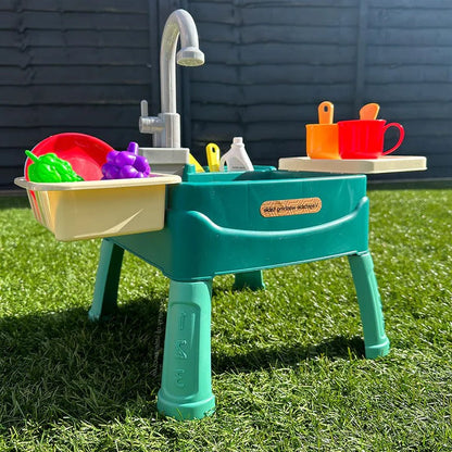 Speelkeuken voor kinderen met een realistische stromende waterfunctie