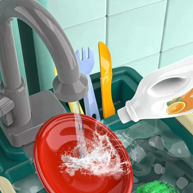 Speelkeuken voor kinderen met een realistische stromende waterfunctie